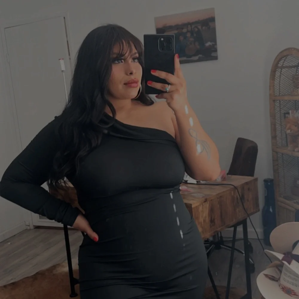 Dress - Picture 2 of 2